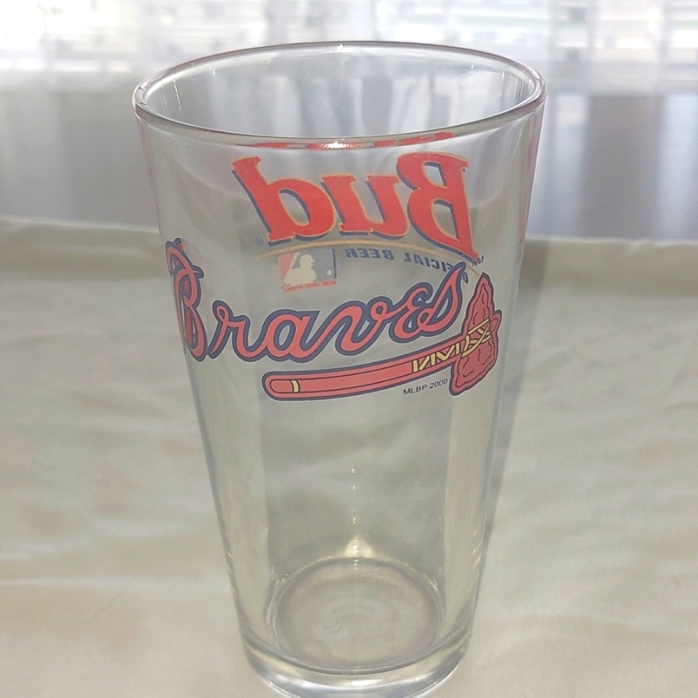 Atlanta braves glass cup